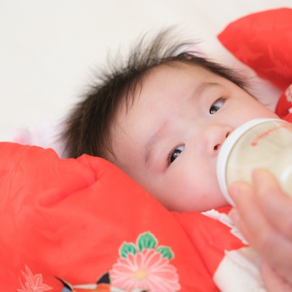 高夏写真店が出張撮影した「お宮参りの撮影」の家族写真