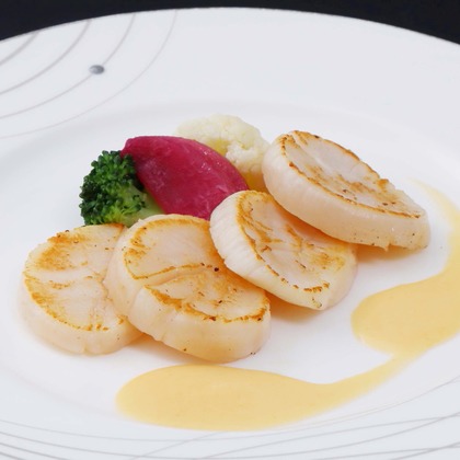 森安　照が撮影したウェディングや家族、ビジネスの写真