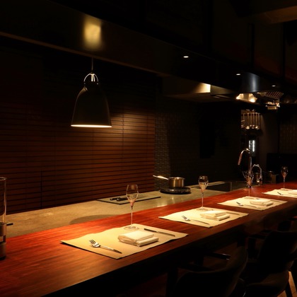 森安　照が撮影したウェディングや家族、ビジネスの写真