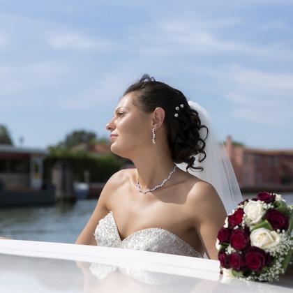 アジェンツィア・フォトグラフィカ・ミケランジェロが撮影したウェディングや家族、ビジネスの写真