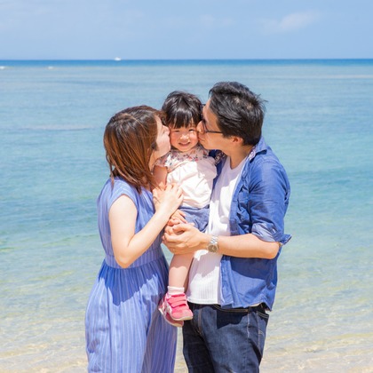 石垣島メモリアルフォトが撮影した家族写真の出張撮影の写真