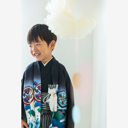 Nobuhiro Toyaが出張撮影した「七五三フォト@エミリィ代官山スタジオ」の家族写真