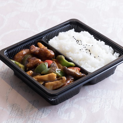 大阪フォトファクトリーが撮影したウェディングや家族、ビジネスの写真