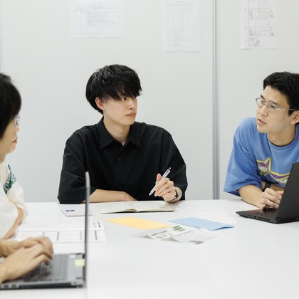 大阪フォトファクトリーが撮影した「インタビュー」の写真