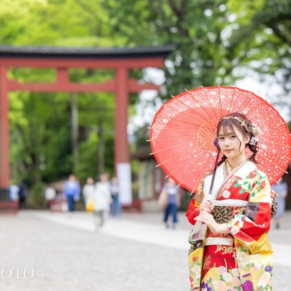 大森光太郎・K-PHOTOが出張撮影したYokohama Ukai-Tei, バトリョハウス, スポーツ会場などが写った「成人式撮影」の家族写真