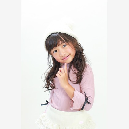 高橋 透（Coo&Sea STUDIO代表）が出張撮影した日本アイドル, イヌ科, 子モデルなどが写った「キッズプロフィールフォト」の家族写真