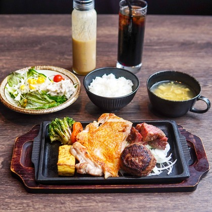 株式会社山口メディアプランニングが撮影した「ステーキレストラン撮影」の写真