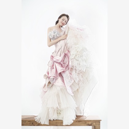 PHOTO STUDIO LUXE-スタジオリュクス-	が撮影したウェディングや家族、ビジネスの写真