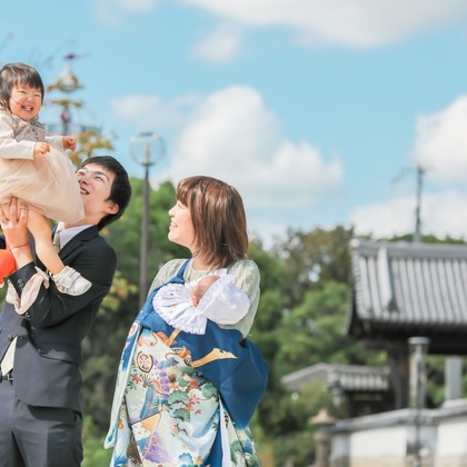 r.n.m Photolifeが撮影した家族写真の出張撮影/お宮参りの写真
