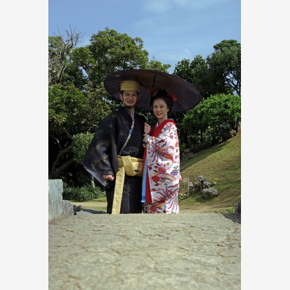 琉球幻想写真ウェディングフォト沖縄が撮影したウェディングや家族、ビジネスの写真