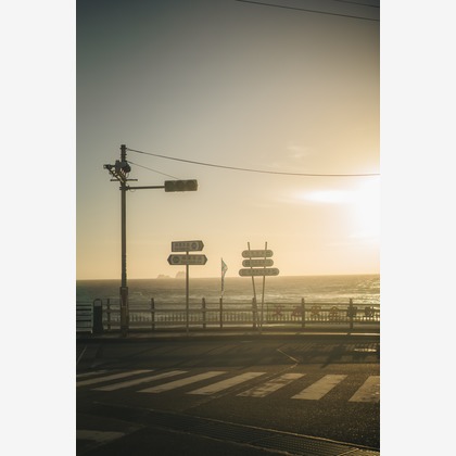 三橋宣貴が出張撮影した黒島出発点, シェード, レンズフレアなどが写った「神津島旅行の思い出」の家族写真