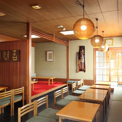 森安　照が撮影したウェディングや家族、ビジネスの写真