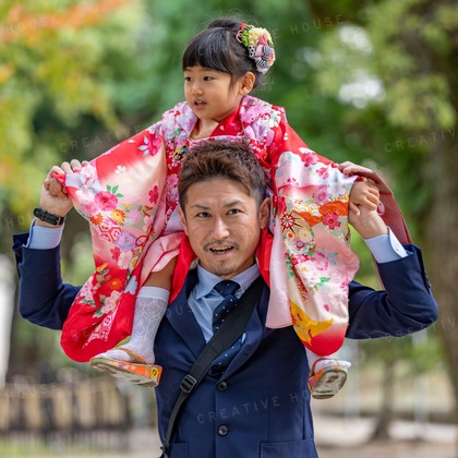 CREATIVE HOUSEが出張撮影した「七五三」の家族写真