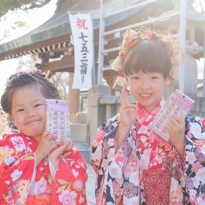 高夏写真店が出張撮影した「七五三の撮影」の家族写真