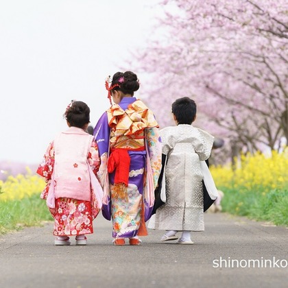 しのみんこフォトが出張撮影した家族写真(キッズ,ベビーフォト)などが写った「七五三フォト」の家族写真