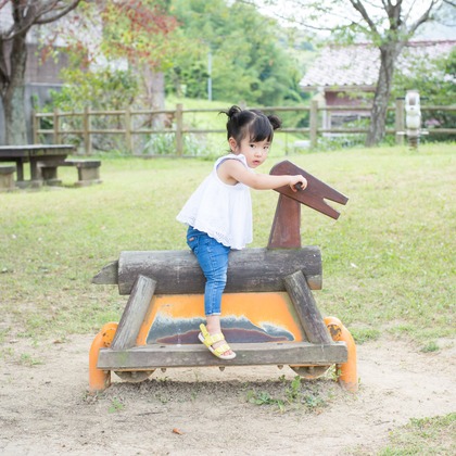 竹部 祐樹が出張撮影した眼鏡類, 赤ちゃん/ベビー, 楽しげが写った結婚式撮影の写真