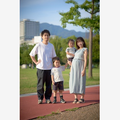 Earth Creative Productsが出張撮影した「ファミリー」の家族写真