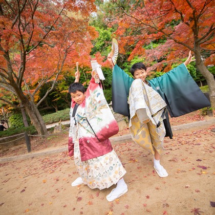 竹部 祐樹が出張撮影したタウン, 神社, 建物が写ったエンゲージメントフォトの写真