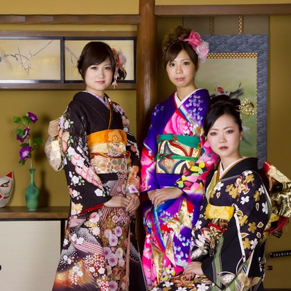 スマイルハンターが出張撮影した家族写真(キッズ,ベビーフォト)などが写った「成人式フォト」の家族写真