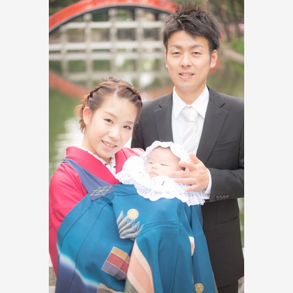 フォスタムが出張撮影した「お宮参り撮影」の家族写真