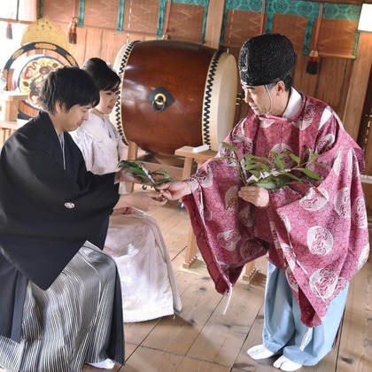 Photo of Pre weddingphotoshoot and wedding ceremony at shrine and Nara Park for foreigners. taken by Kiki photo works