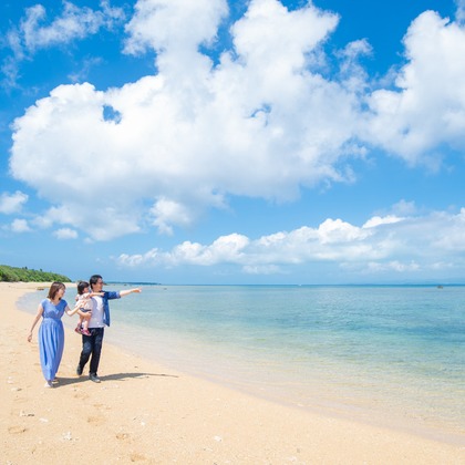 石垣島メモリアルフォトが撮影した家族写真の出張撮影の写真