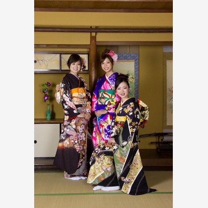 スマイルハンターが出張撮影した家族写真(キッズ,ベビーフォト)などが写った「成人式フォト」の家族写真