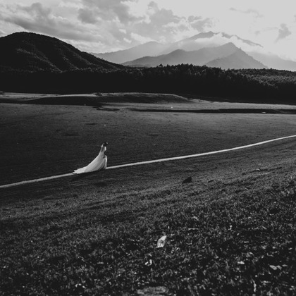 Ruxat Photographyが撮影したウェディングや家族、ビジネスの写真