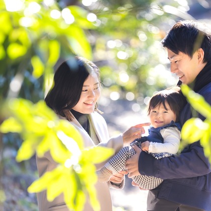 Minminが出張撮影したネクタイ, フラッシュ撮影, ジェスチャーが写った家族写真の出張撮影の写真