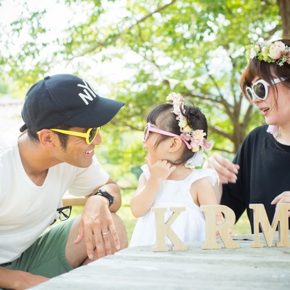 竹部 祐樹が出張撮影した眼鏡類, 赤ちゃん/ベビー, 楽しげが写った結婚式撮影の写真