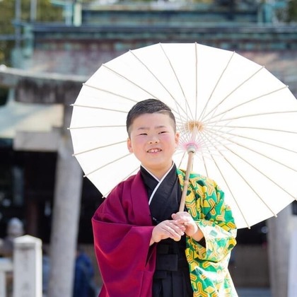 中井企画が出張撮影した「お宮参り/ご自宅での家族写真」の家族写真