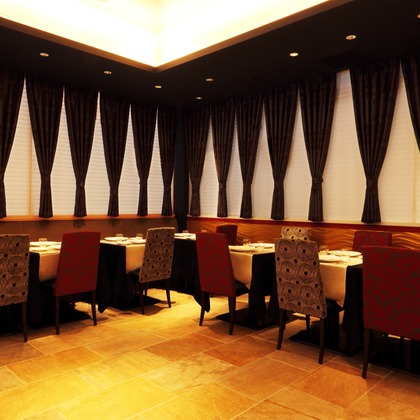 森安　照が撮影したウェディングや家族、ビジネスの写真