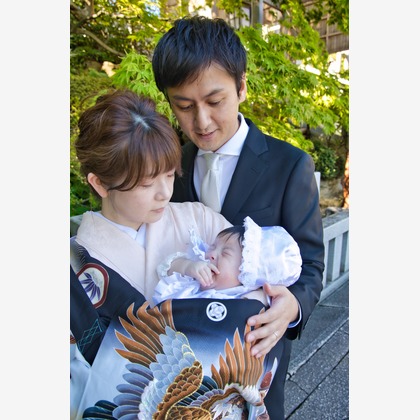 naru2photoが出張撮影した「初宮撮影」の家族写真