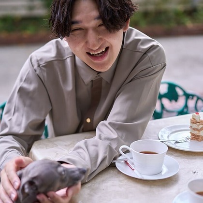 Actが出張撮影した「愛犬とのカップルフォト」の家族写真