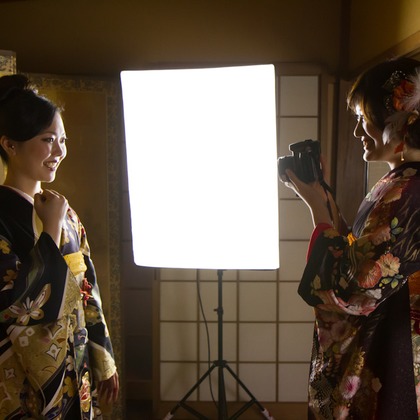 スマイルハンターが出張撮影した家族写真(キッズ,ベビーフォト)などが写った「成人式フォト」の家族写真