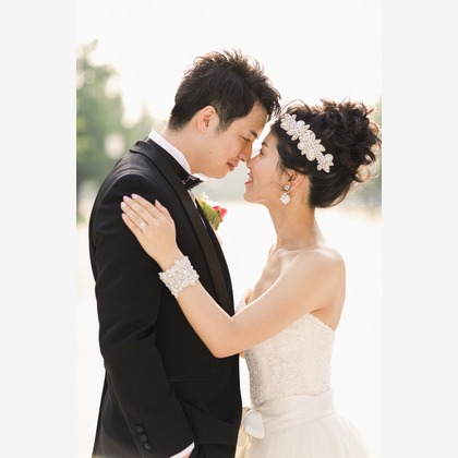 Photo of Taken in front of Tokyo station taken by Yuki Shimada Photography