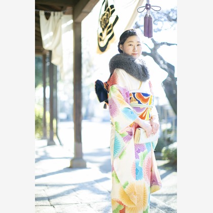 布川航太が出張撮影したラップ, フラッシュ撮影, ストリートファッションなどが写った「成人撮影」の家族写真