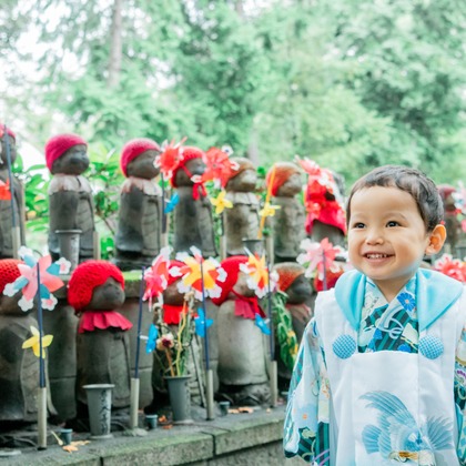 かわもとえつこが出張撮影した子モデル, 適応, 顔などが写った「七五三」の家族写真