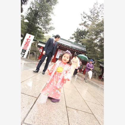 Kan Suzuki  photographyが出張撮影した家族写真, 植物, 七五三が写ったエンゲージメントフォトの写真