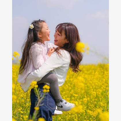 秋山諒輔が撮影したウェディングや家族、ビジネスの写真