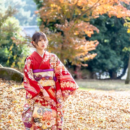 中村雅樹が出張撮影した記念写真, 植物, お宮参りが写った成人式撮影の写真