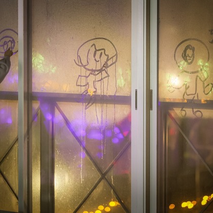 株式会社Neo-Smile 「locationbreeze」高橋 徹が出張撮影した臨江裁判所, Tooruokisan Zuigan Temple, フィクスチャなどが写った「記念写真」の家族写真