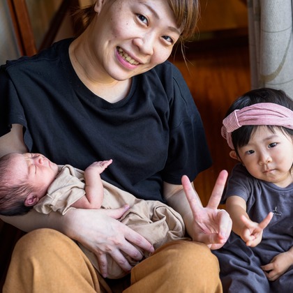 waka photoが出張撮影した自然の中の人々, 植物学, 植物が写ったニューボーンフォトの写真