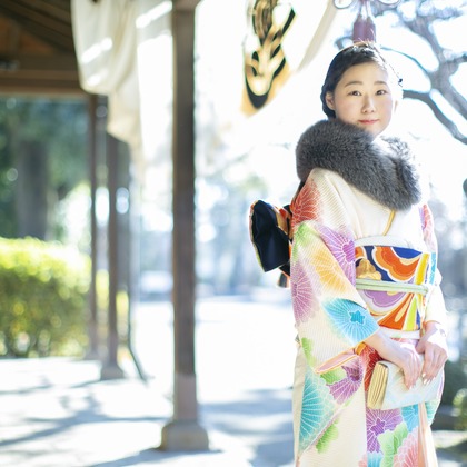 布川航太が出張撮影したラップ, フラッシュ撮影, ストリートファッションなどが写った「成人撮影」の家族写真