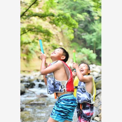 OUTDOOR STUDIOが出張撮影した「キャンプ＆出張撮影」の家族写真