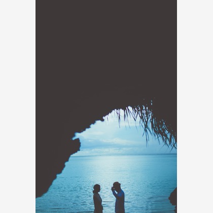 Photo of pre-wedding dress taken by sail