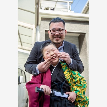 中井企画が出張撮影した「お宮参り/ご自宅での家族写真」の家族写真