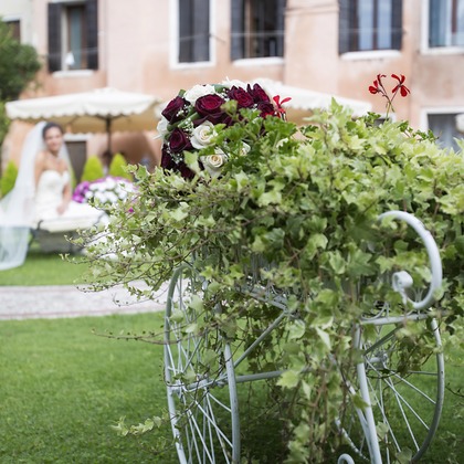 アジェンツィア・フォトグラフィカ・ミケランジェロが撮影したウェディングや家族、ビジネスの写真