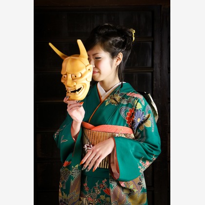 スマイルハンターが出張撮影した家族写真(キッズ,ベビーフォト)などが写った「成人式フォト」の家族写真