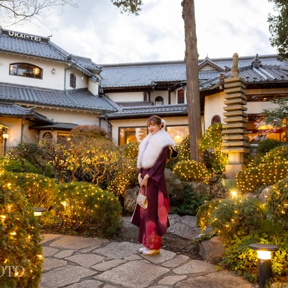 大森光太郎・K-PHOTOが出張撮影したYokohama Ukai-Tei, バトリョハウス, スポーツ会場などが写った「成人式撮影」の家族写真